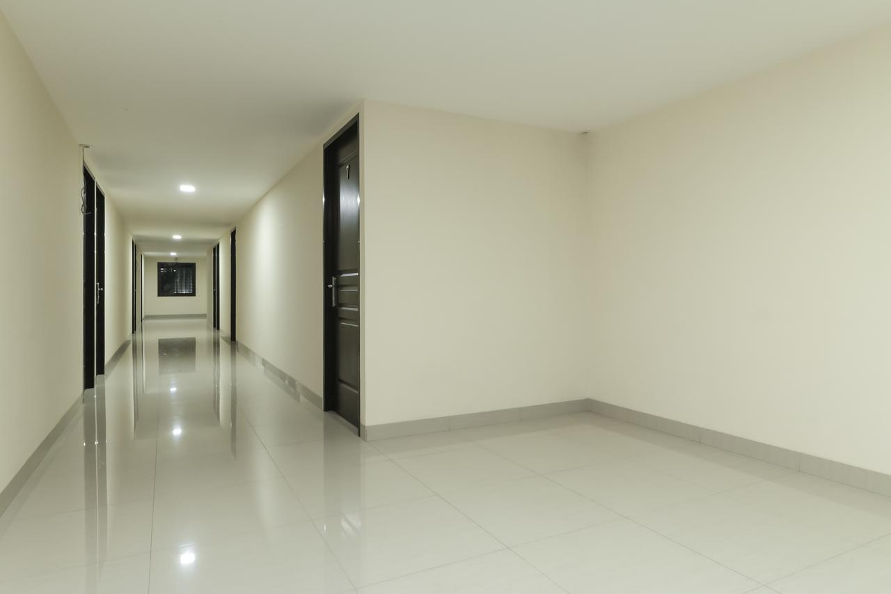 מלון ג'קרטה Reddoorz Near Harmoni Gajah Mada מראה חיצוני תמונה