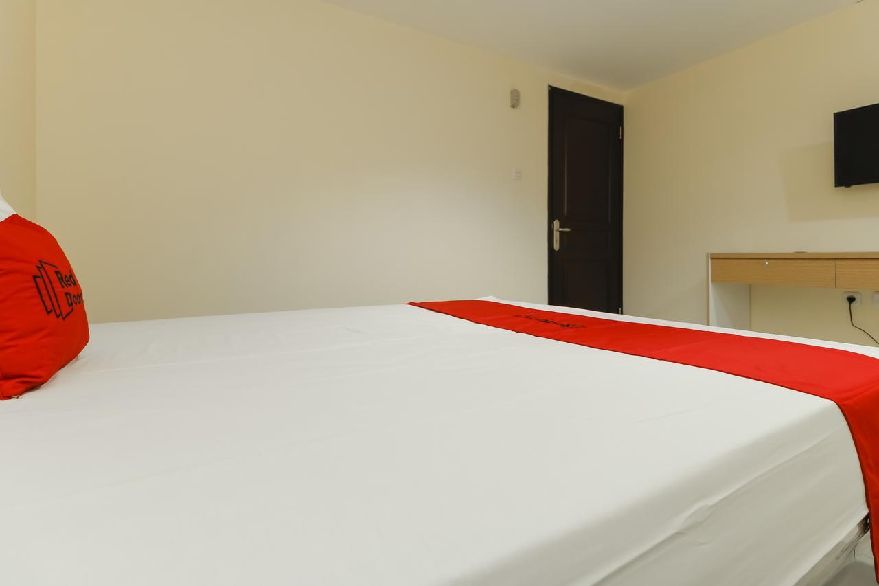 מלון ג'קרטה Reddoorz Near Harmoni Gajah Mada מראה חיצוני תמונה